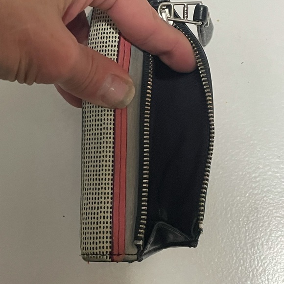 Women’s Authentic Fossil wallet Small - Picture 6 of 6